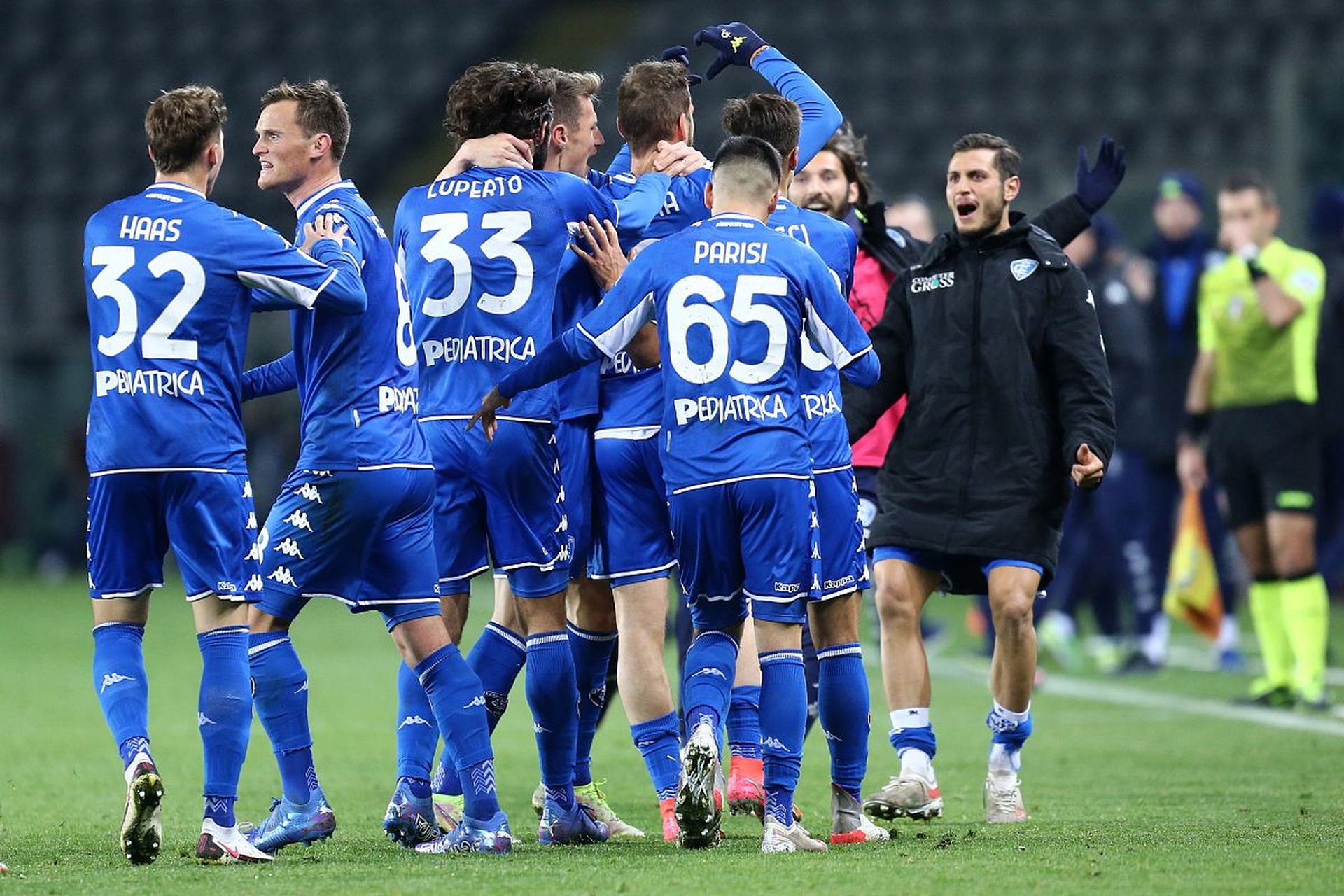 映出他对教 映出他对教